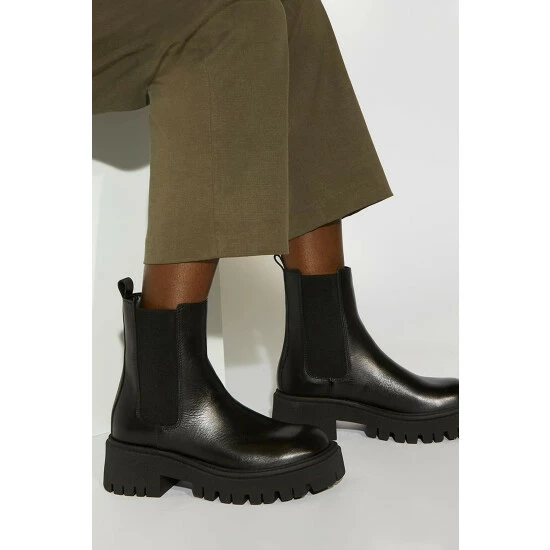 Dune London Pasto Tractor Sole Black Chelsea Boots 7 Dune London Pasto Tractor Sole Black Chelsea Boots - Image 5